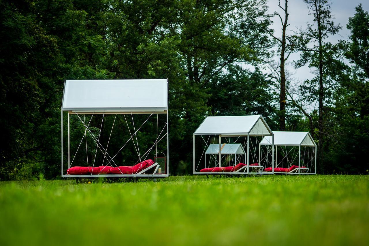 Big Berry Luxury Lifestyle Resort Metlika Exterior photo